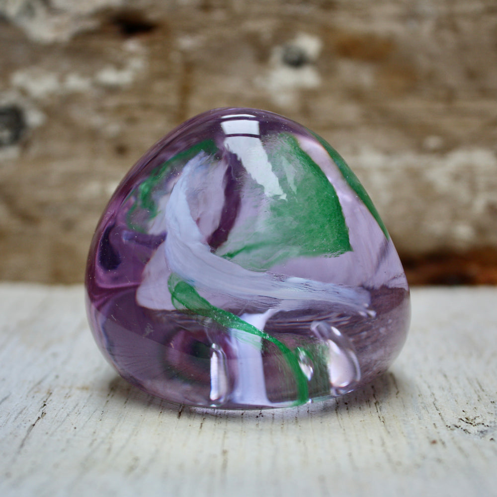 glass pebble paperweight no.4