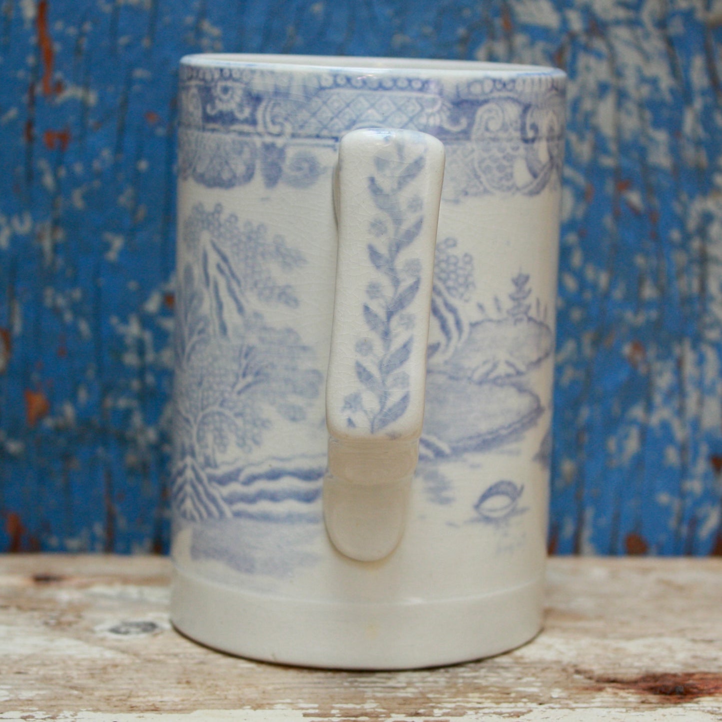 
                  
                    z ... sold ... victorian blue and white pint measure
                  
                
