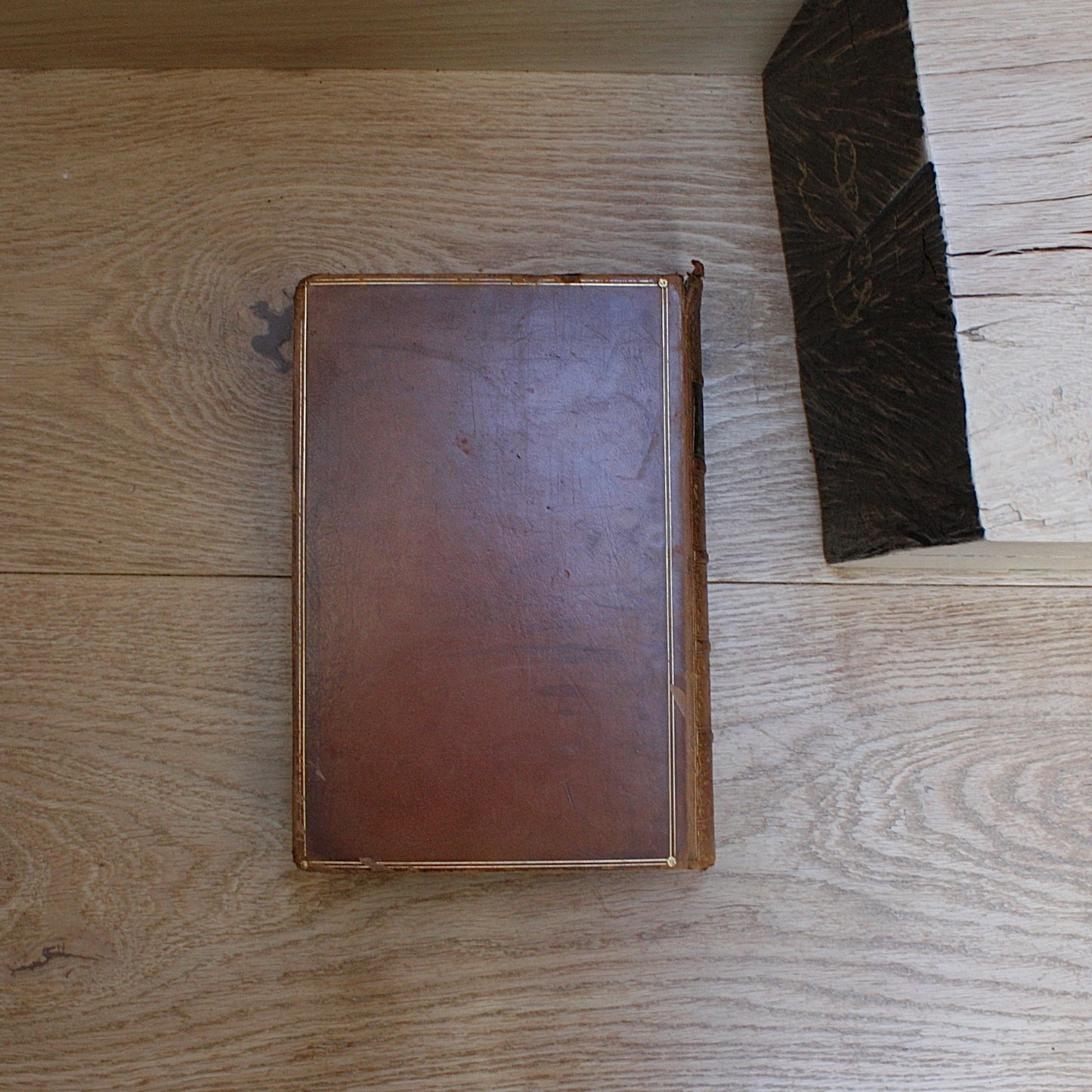 
                  
                    Boswell's life of Johnson edited by the right honourable John Wilson croker.
                  
                