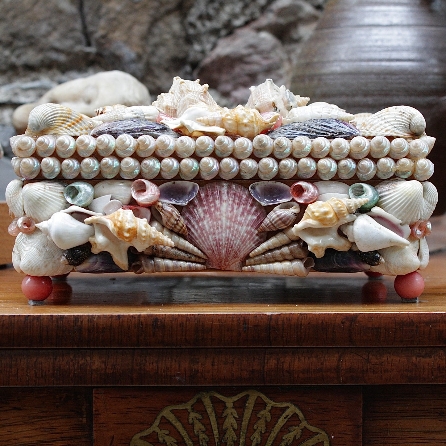 
                  
                    a sweetheart shell box.
                  
                