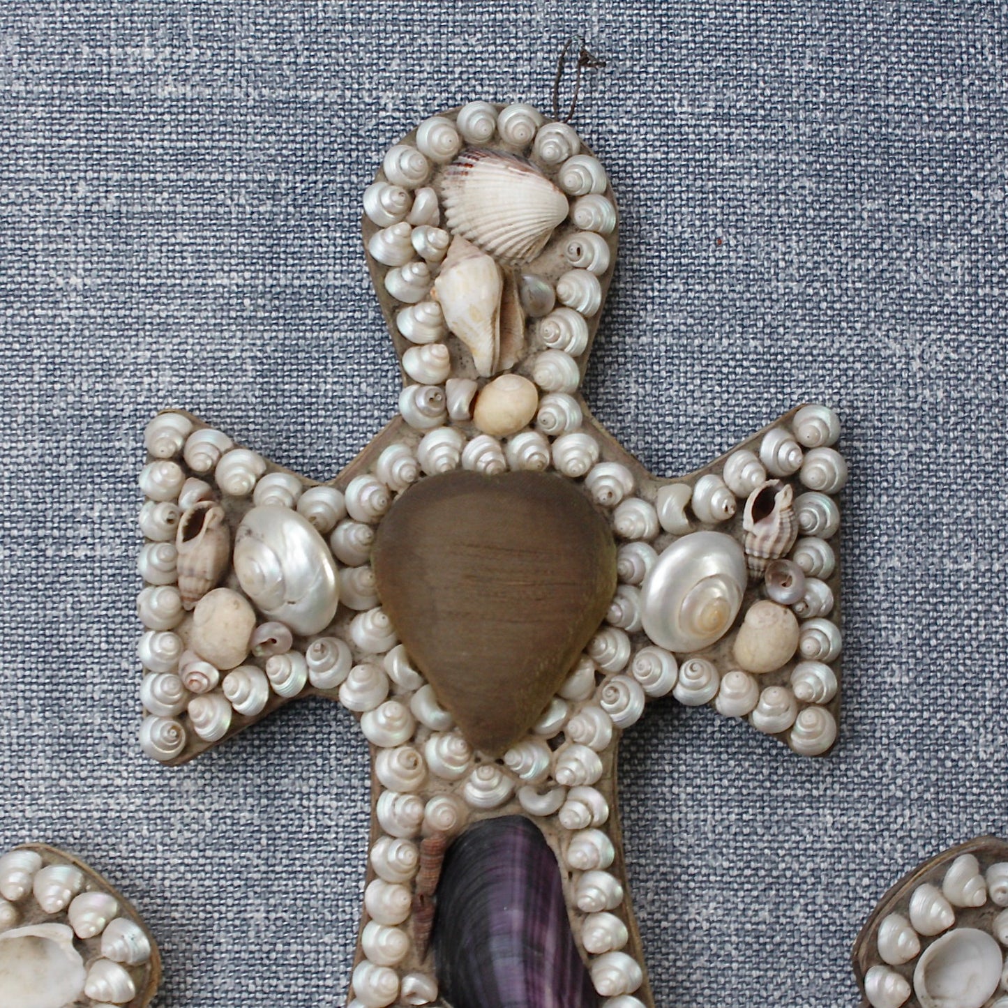 
                  
                    a sailors valentine, love token in the form of an anchor, no.3
                  
                