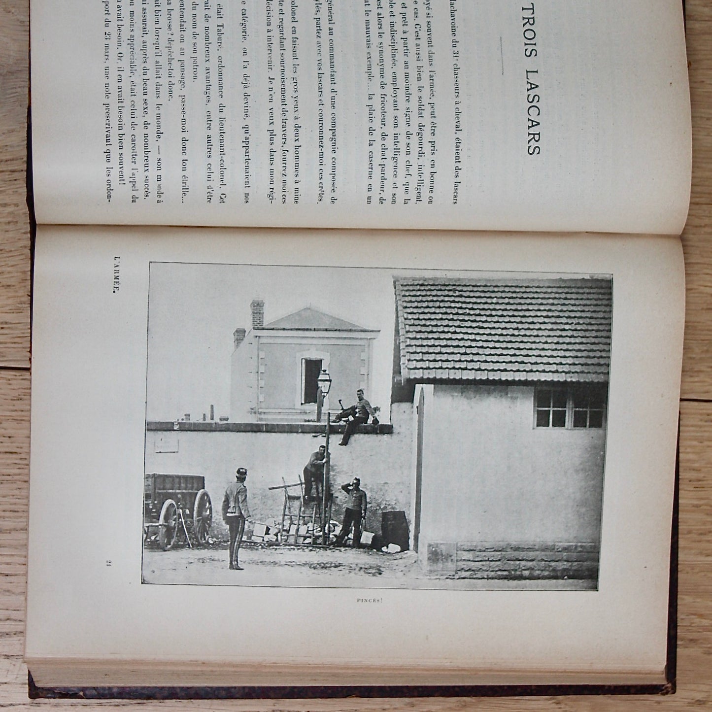 
                  
                    " l'Armee ".by Commandant Ch. Nigote et G. Bethuys
                  
                