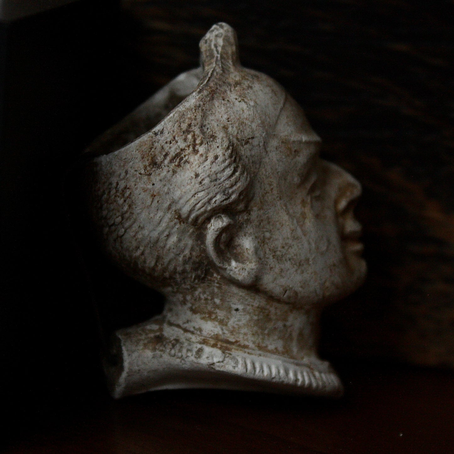 
                  
                    an actor from the mikado, a victorian character clay tobacco pipe.
                  
                