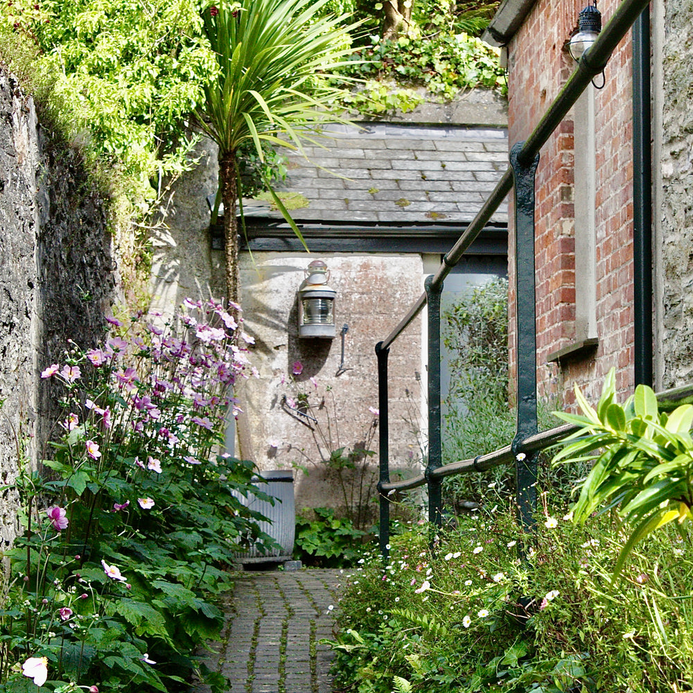 stay at antonia's pearls, the sail loft, from £185 per night